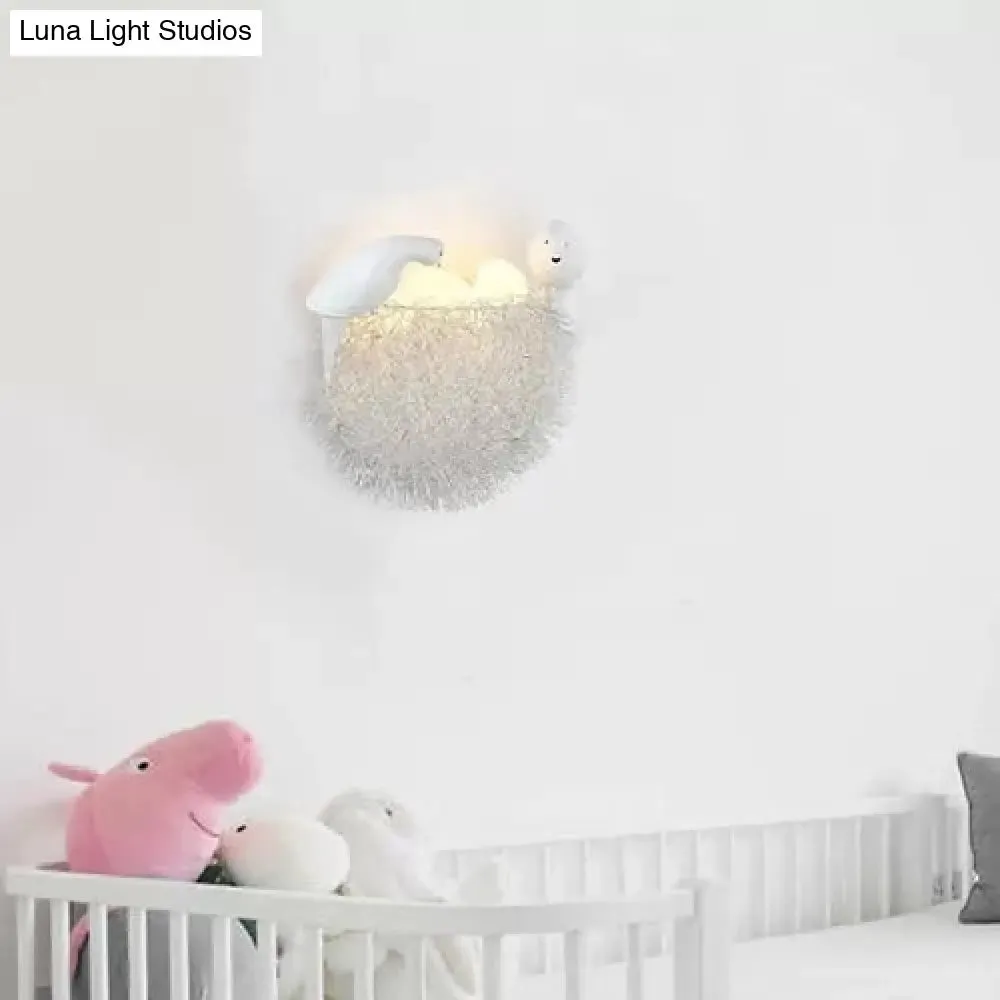 Bird-themed Resin Balcony Wall Light for Kindergarten Nest Décor - Lovely White Sconce Light