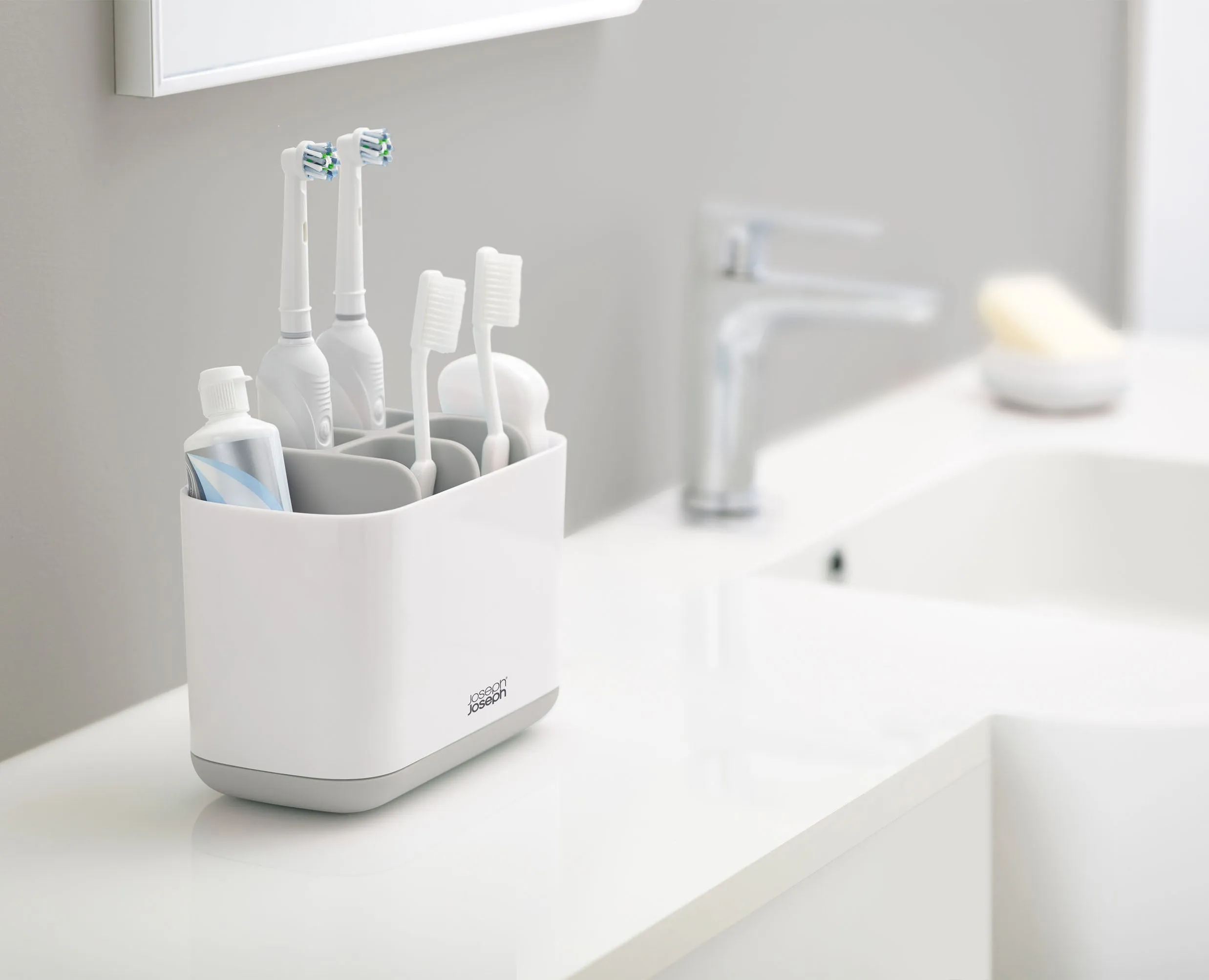 EasyStore™ Large Light Grey Toothbrush Holder