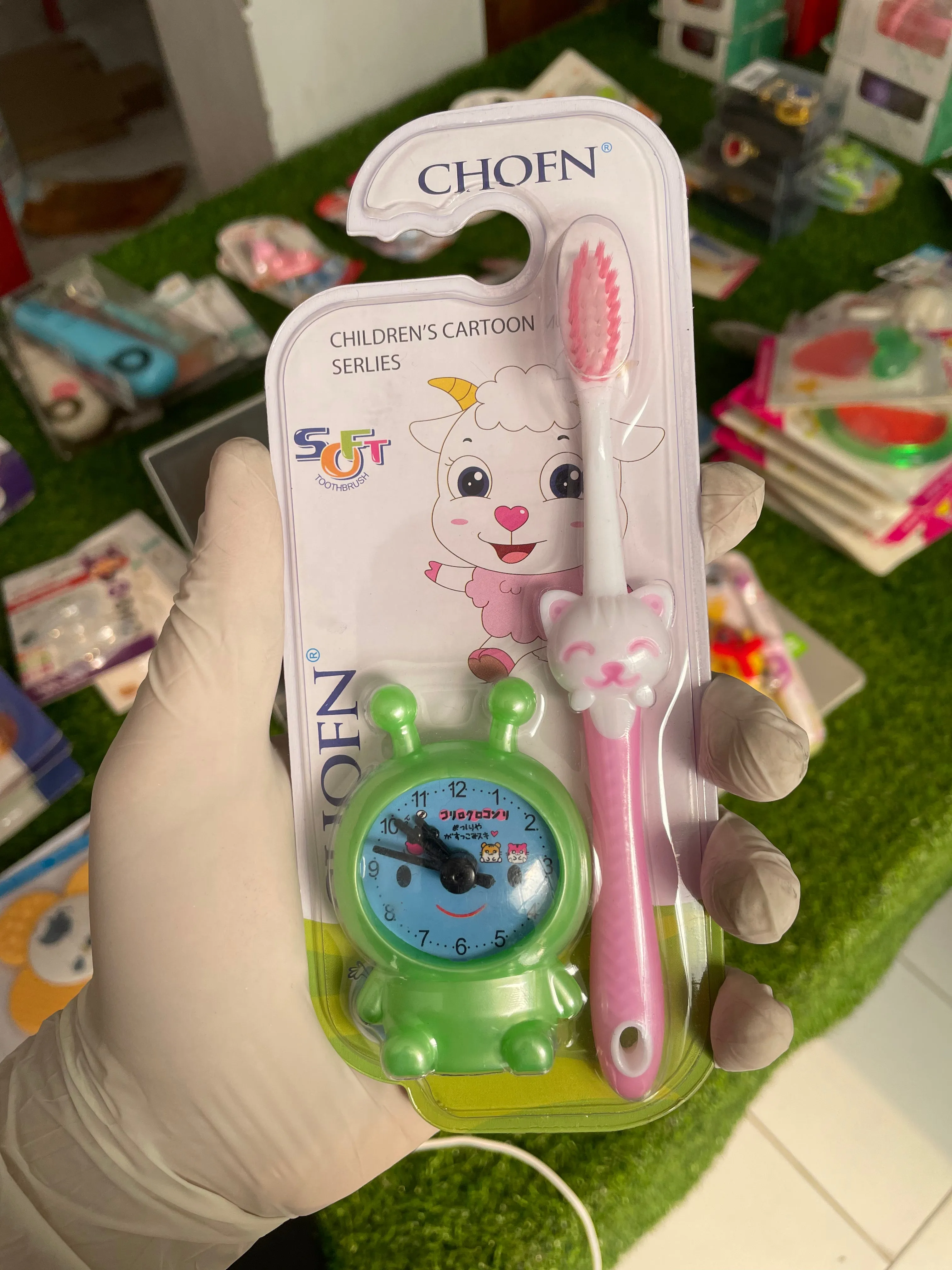 FE92-Toothbrush with Toy