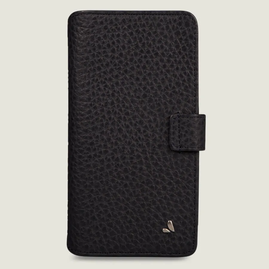 iPhone 11 Wallet leather case with magnetic closure