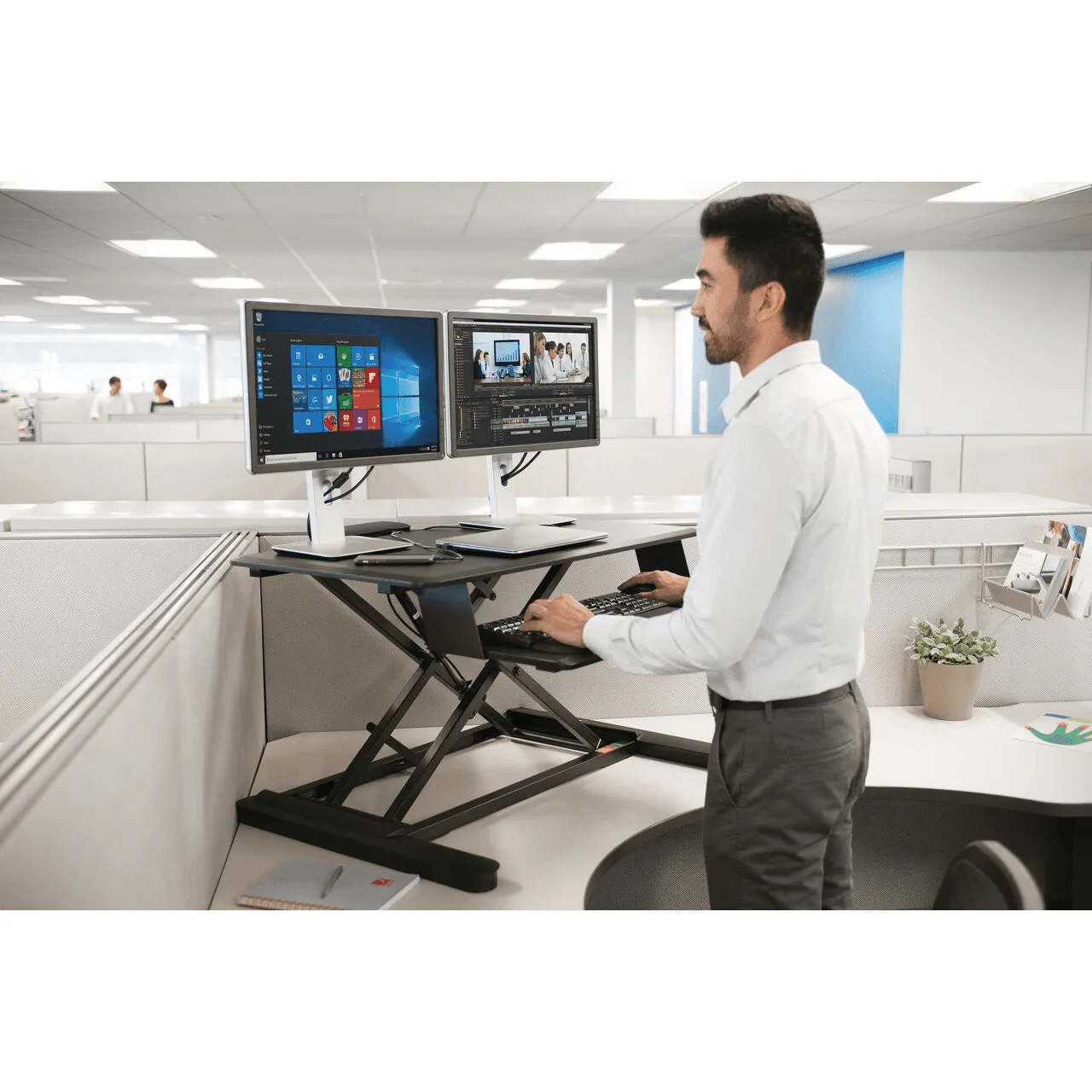 Kensington Smartfit Sit Stand Height Adjustable Workstation Black