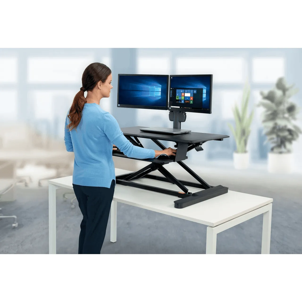 Kensington Smartfit Sit Stand Height Adjustable Workstation Black