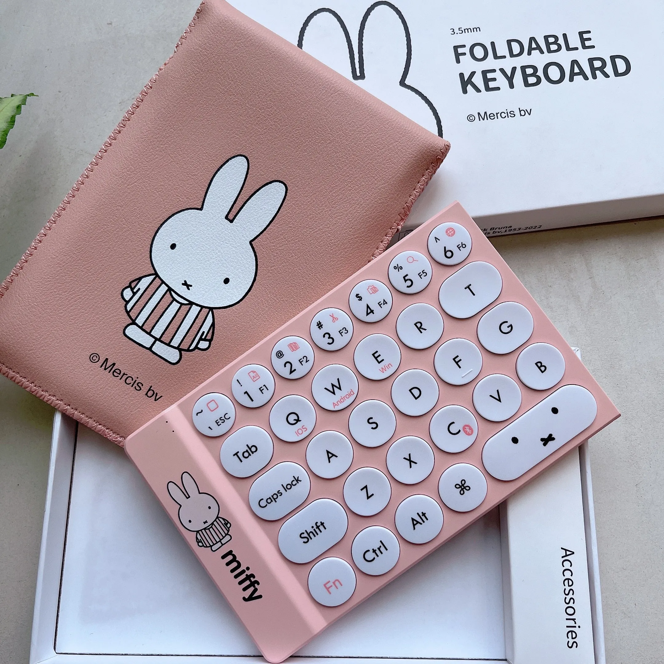 Miffy X MIPOW Mini Folding Keyboard For iPhone ipad